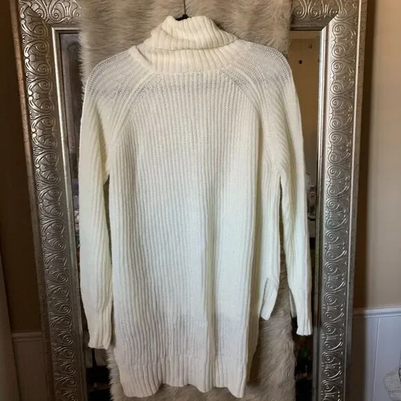 NWT S Cream turtleneck tunic sweater - Picture 3 of 3